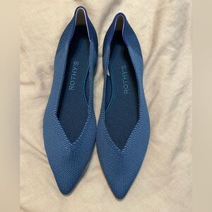 Rothy’s point flat